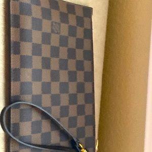 Louis Vuitton carry all